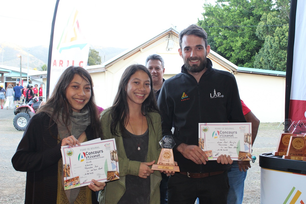 laser art pacific warna foire bourail 2019