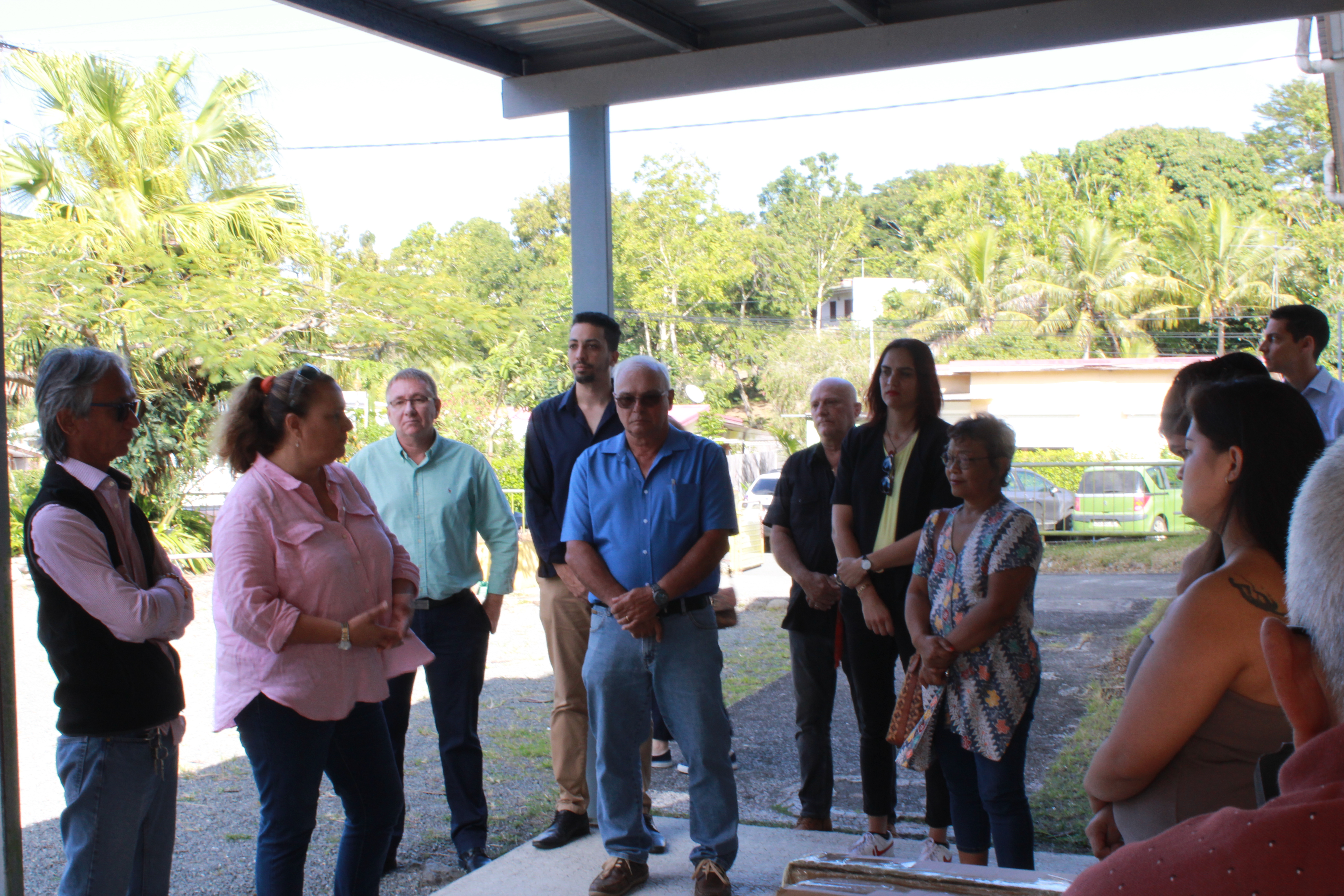 ECOLE BOUTAN prsidente RIVIERE lus du Mont Dore et alternants